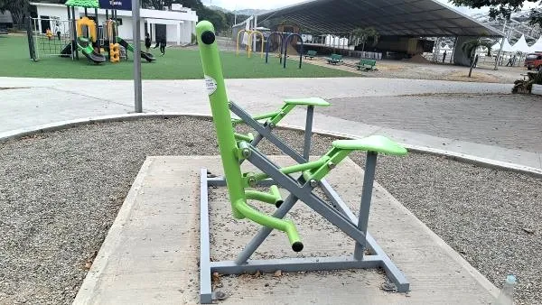 maquina de piernas.jpg