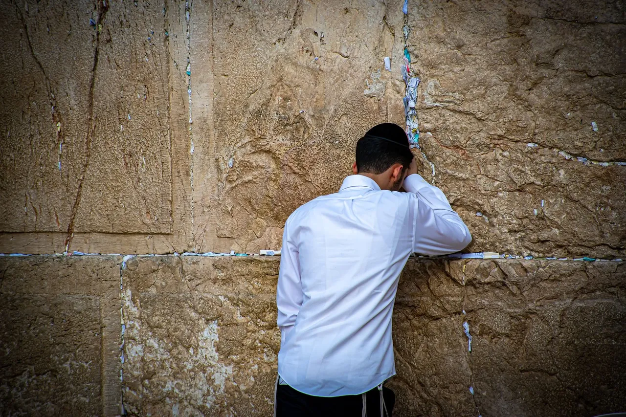 the-western-wall-4598836_1920.jpg