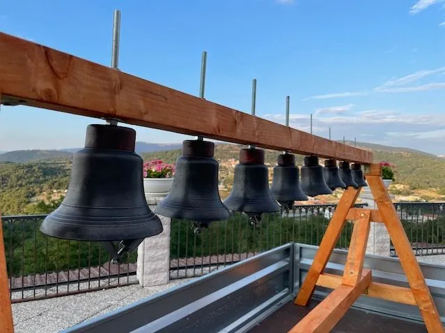 71579728107__3150BE9F-FFA7-4700-B677-7FB1DA223902.jpeg