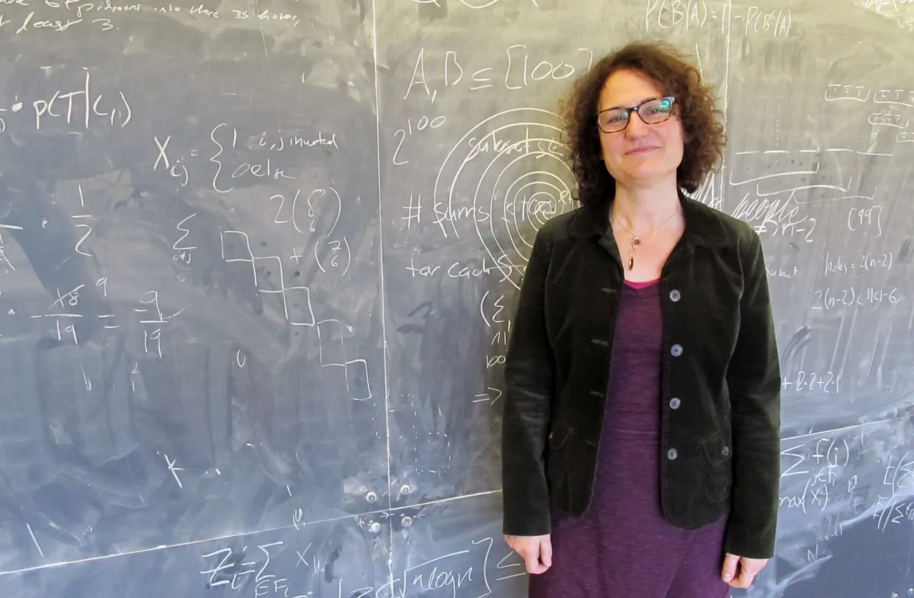 3Q-Gigliola-Staffilani-Women-in-Mathematics-MIT-00.jfif