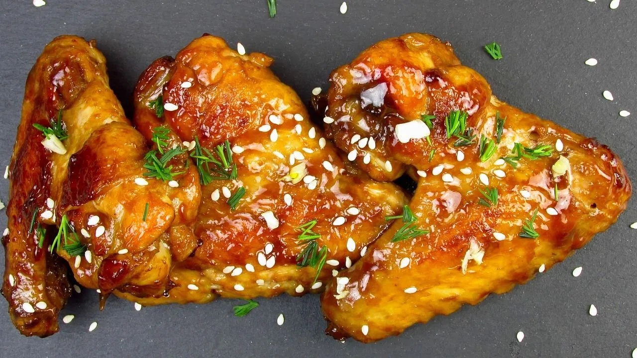 wings-6946618_1280.jpg