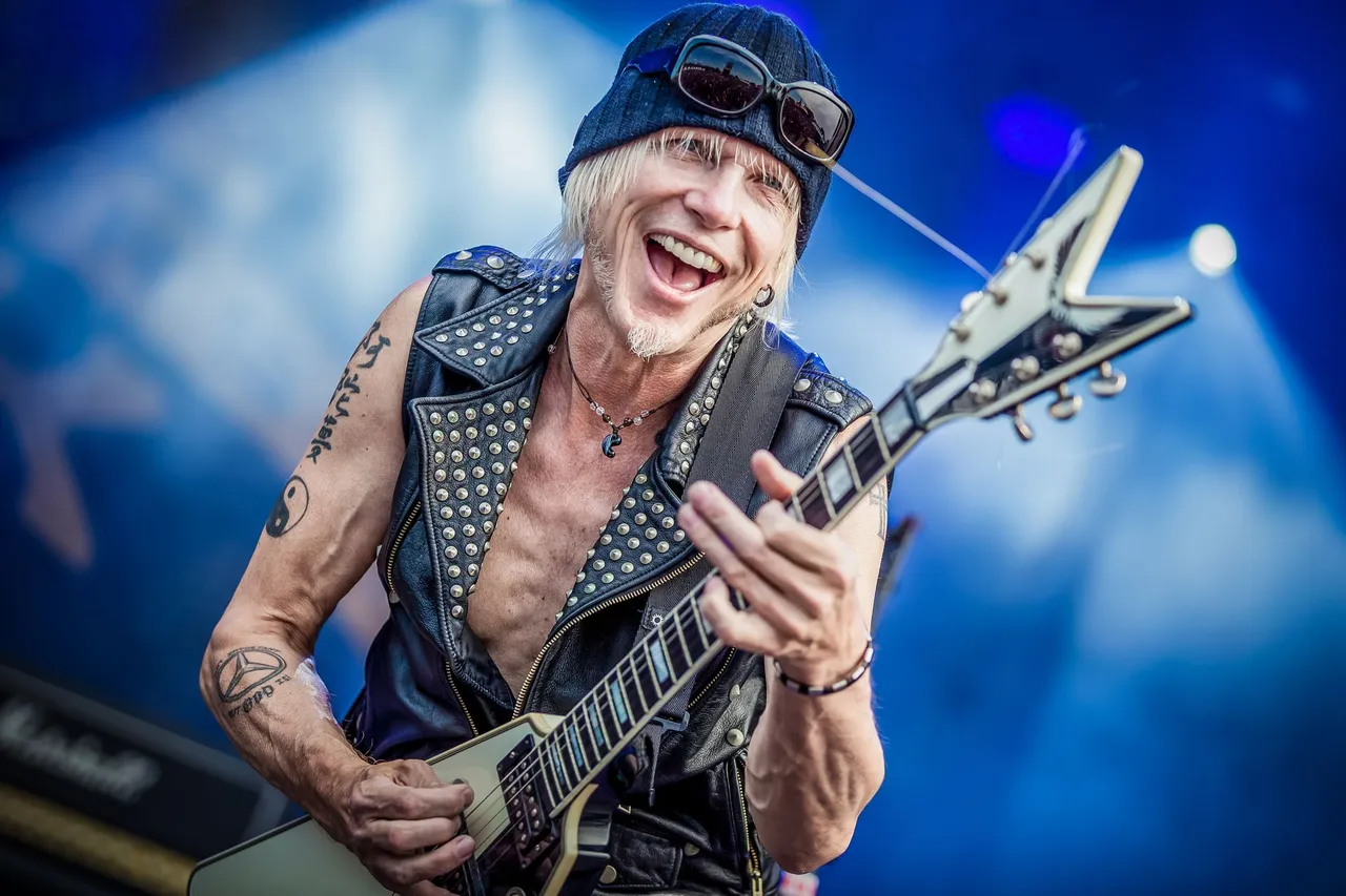 Michael_schenker-1448660150.jpg