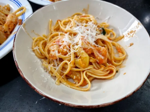 shrimp-summer-squash-and-tomato-sauce-linguine-pasta-or-one-version