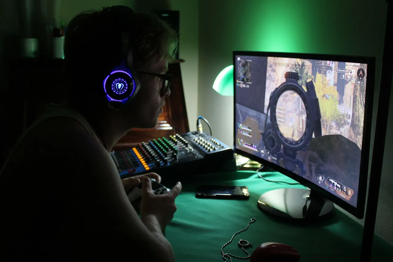 gaming-gce9eebe2c_1920.jpg