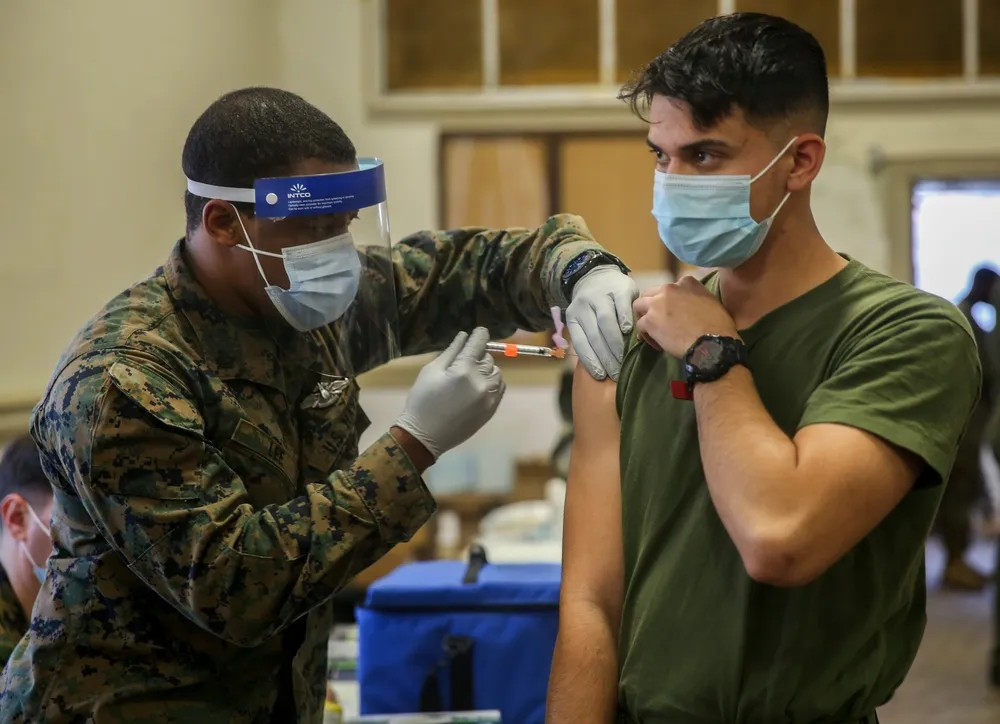 https://www.washingtonpost.com/national-security/2021/10/10/military-vaccine-mandate