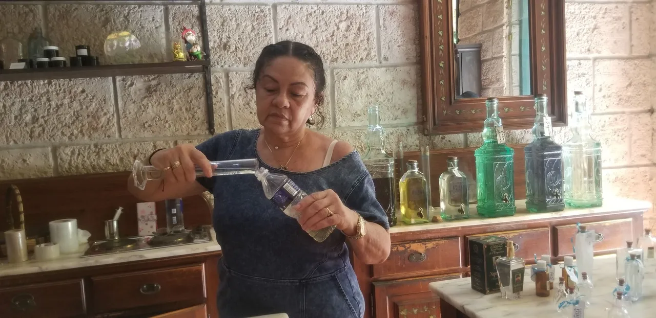 Perfumes Naturales.jpg
