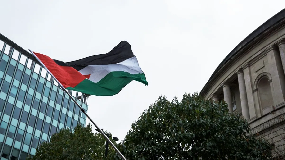 manc-gaza-flag-exp.jpg