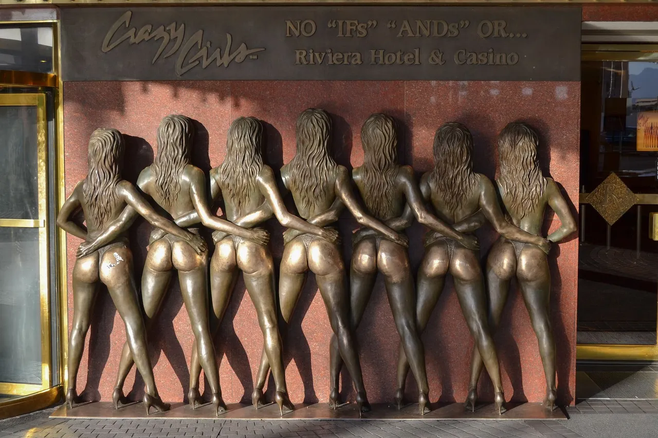 Big Butts.jpg