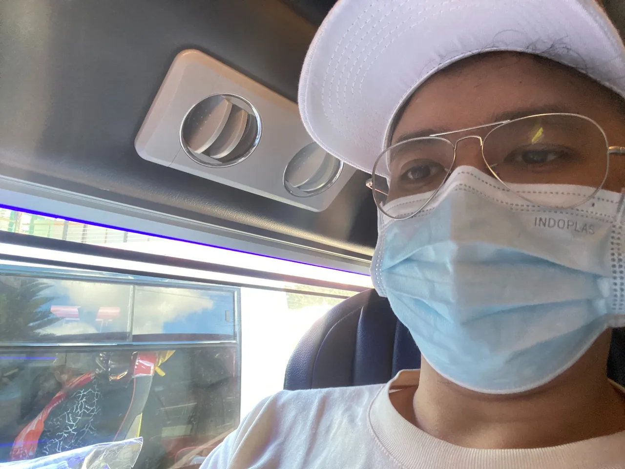 The aircon vents are right on your face.  Good thing it can be rotated so at least you can control its breeze.  It can be noisy though if you prefer opening to full blast