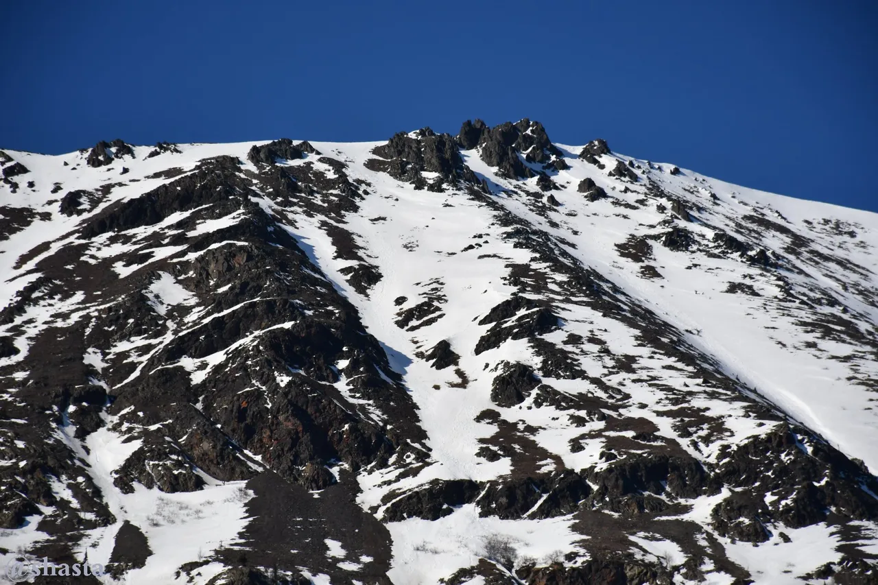 shasta2022april8th47summitpass1io.jpg