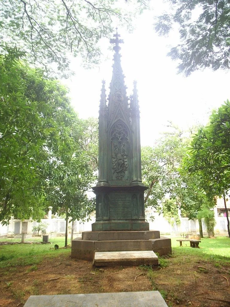 JJ Perie Monument 2005.JPG