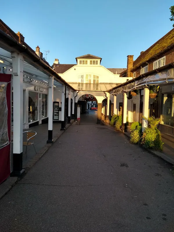 Hitchin Arcade