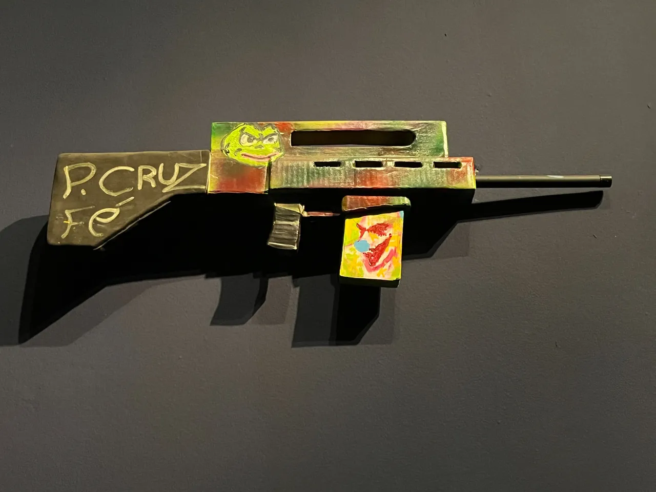 is that pepe on that gun?