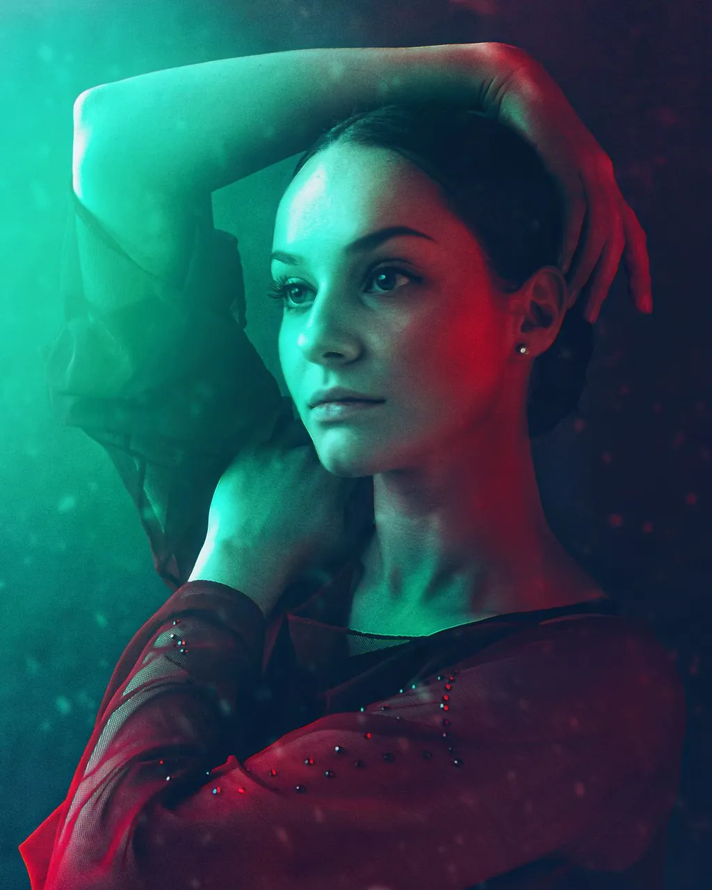Fantasy-Dual-Light-Portrait-Editing-in-Photoshop (2).jpg