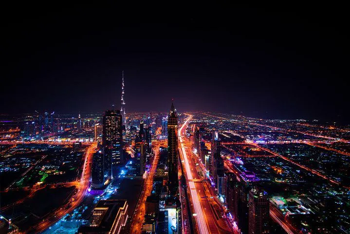 dubai-1767540__480.jpg
