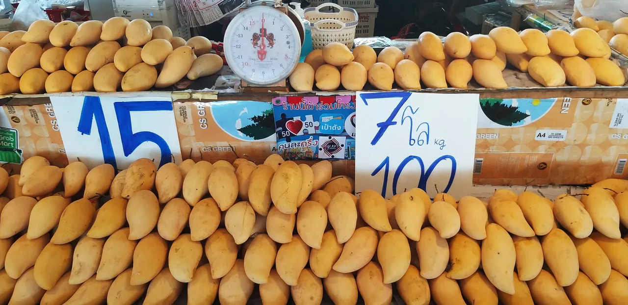 tinman88_pattaya_city_wholesale_market_515.jpg