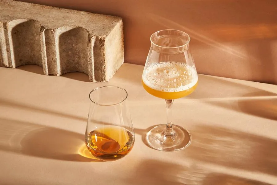 [Quelle](https://www.zeit.de/zeit-magazin/essen-trinken/2019-08/herrengedeck-alkohol-bier-whiskey-cocktail?utm_referrer=https%3A%2F%2Fwww.google.com%2F)