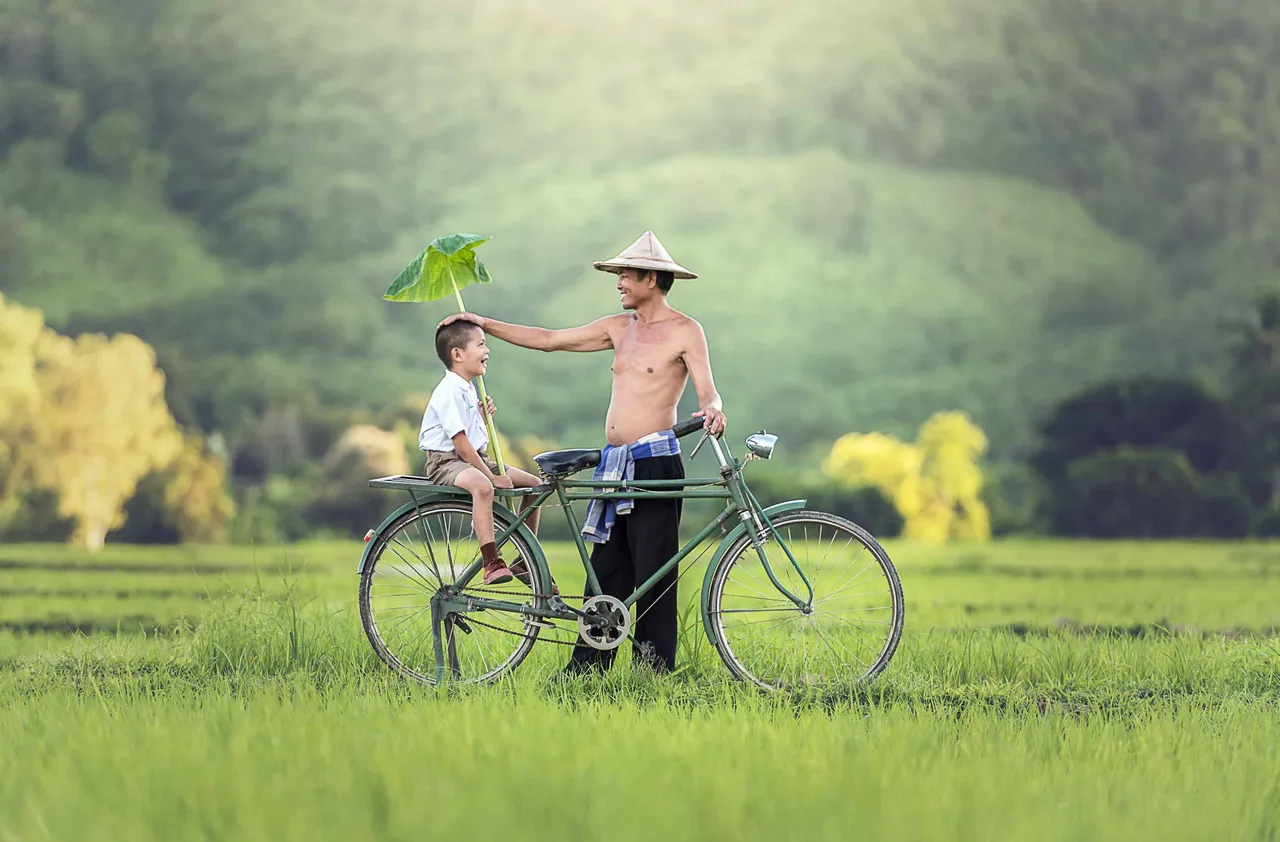 father-and-son-with-bicycle-love-wallpaper.jpg