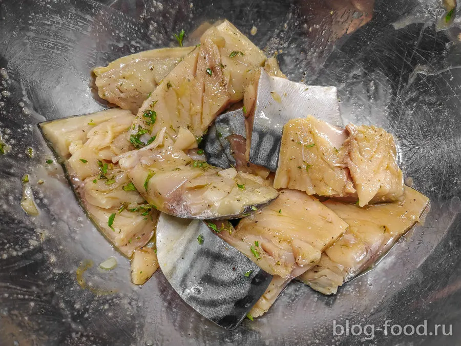 Tom Yum risotto with shrimp and mackerel