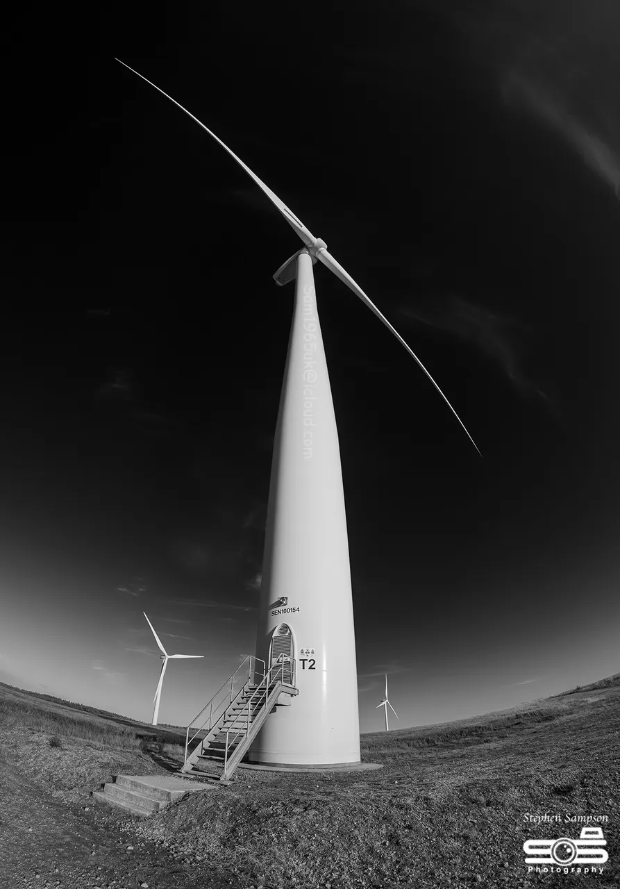 Wind Turbine 2.jpg