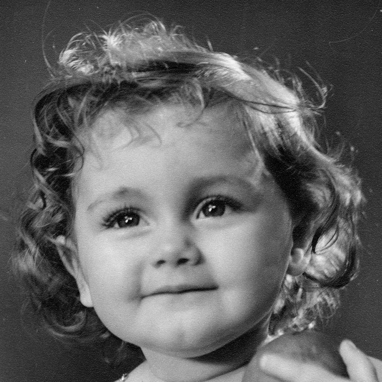 195609 Sylvie 2.jpg