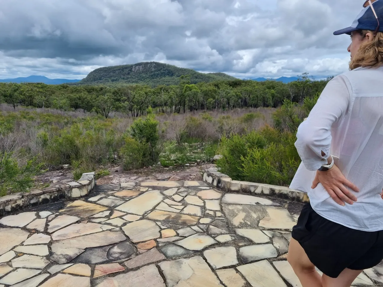 A random lookout to see above the tea tree scrub.