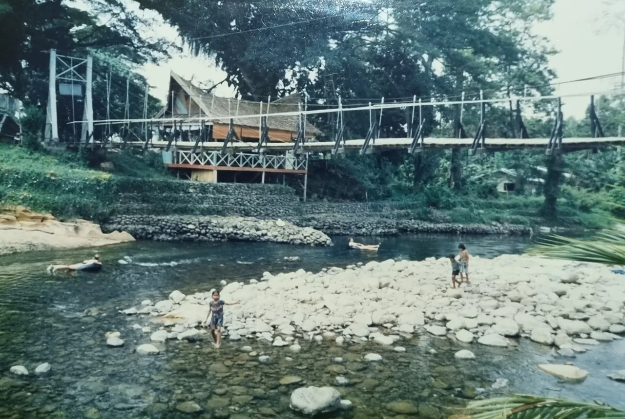 We did a day tyre tube rafting down the river, then caught the local bus back.