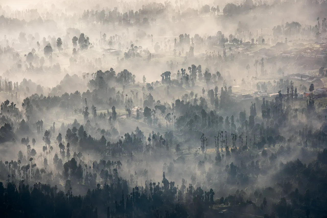 The town of Cemoro Lawang at the edge of Mount Bromo