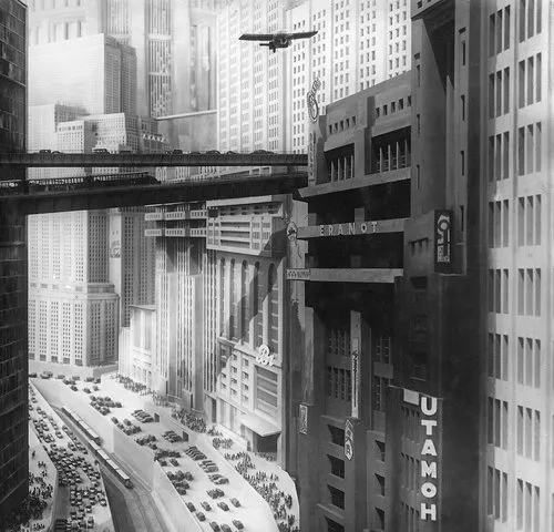 metropolis_filmstill_web.jpg__500x480_q85_crop-smart_cropper-booking_detail-_subsampling-2.jpg