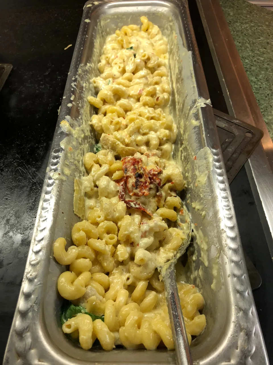 Macoroni and cheese Lunch Buffet in Walt Disney World at Crystal Palace!.jpg