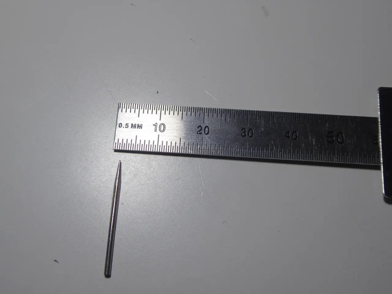 Needle for Gyroscope Experiments 0.3 mm.JPG