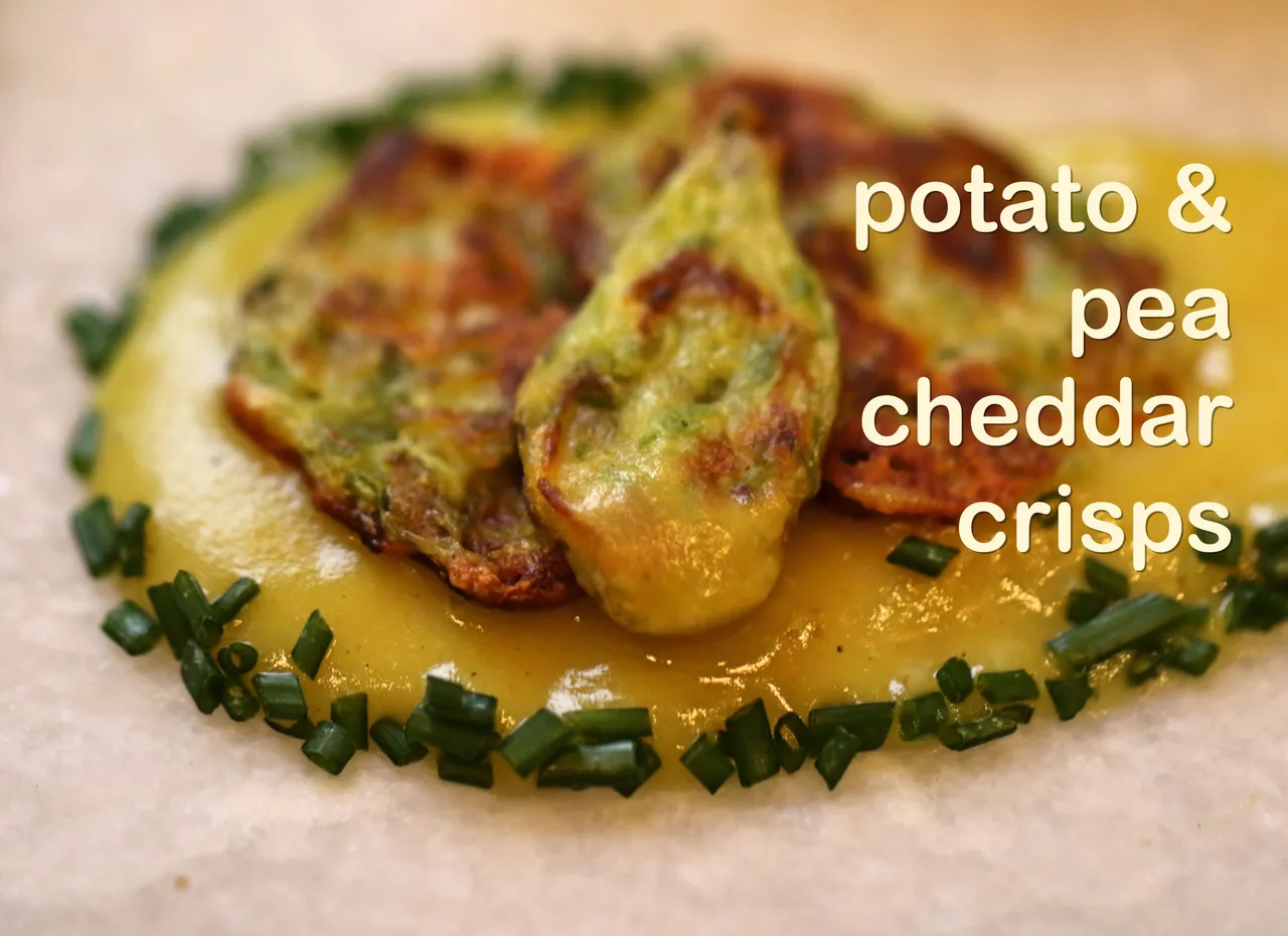 potato pea crisps close chive outline_Fotor.jpg