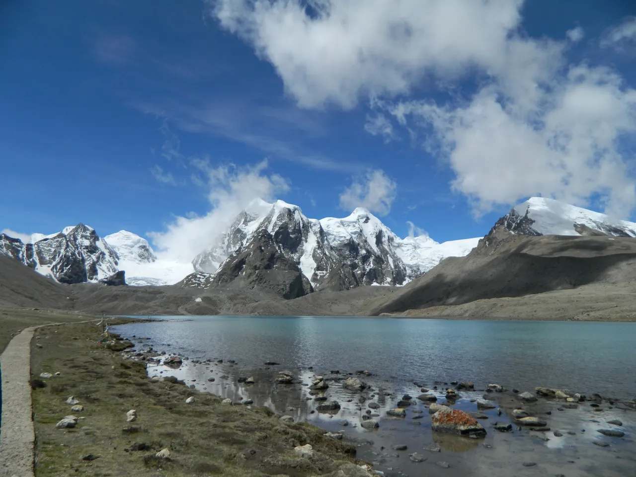 Gurudongmar lake photo 4