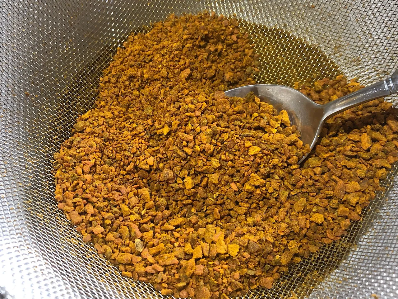 Large pieces of ground Turmeric