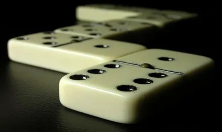 domino12.jpg