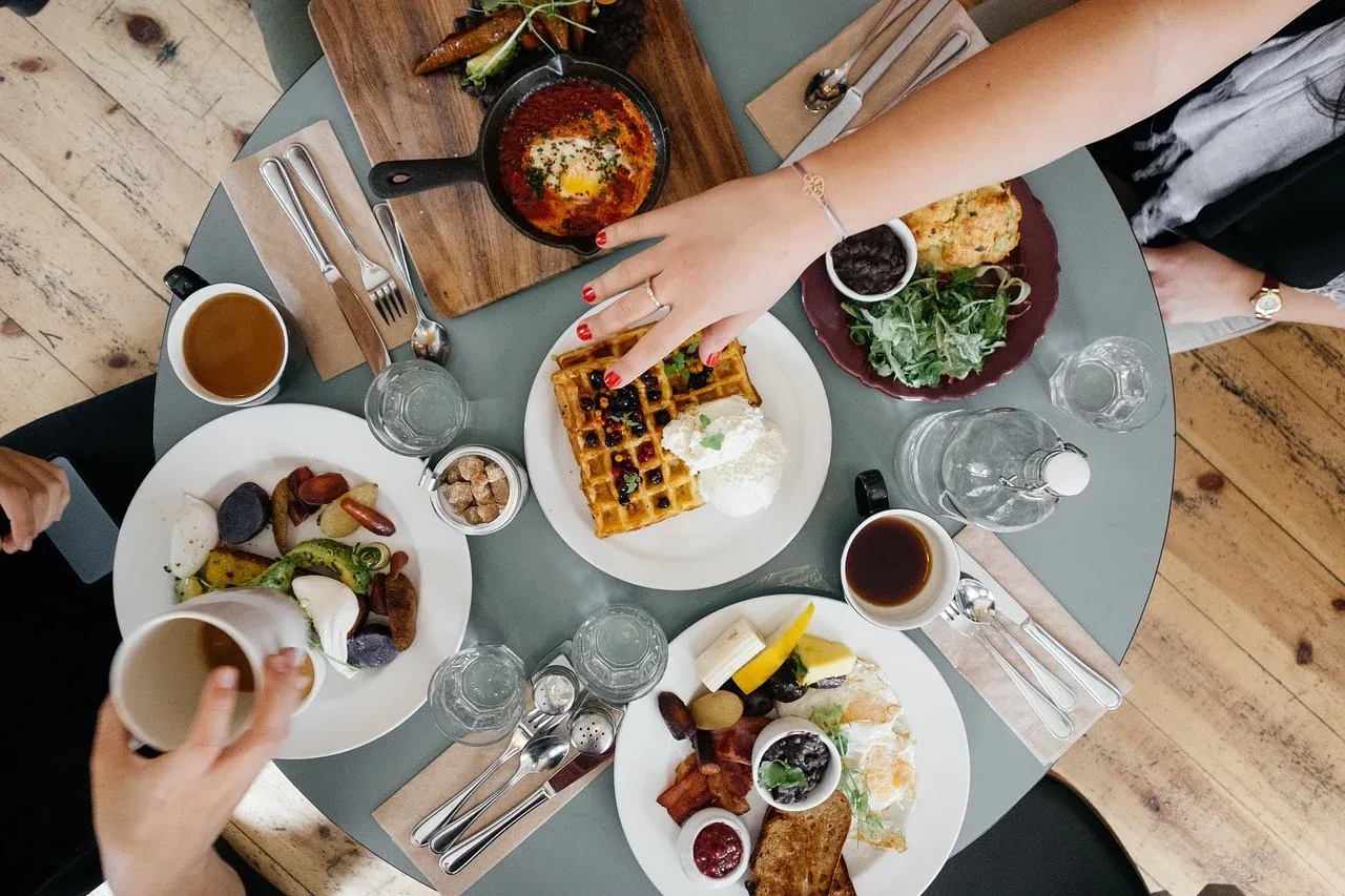 breakfast690128_1280.webp