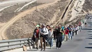 INMIGRANTESII.jpg
