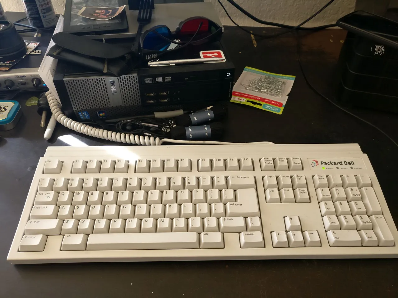 old-keyboard.jpg