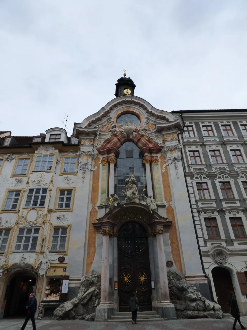 P1010986-min.JPG