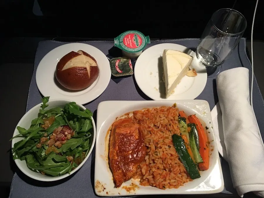 airplanefood.JPG