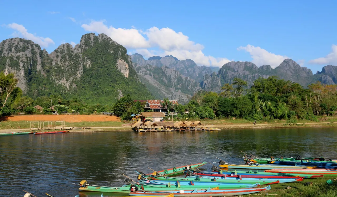 8-Vang-Vieng.jpg