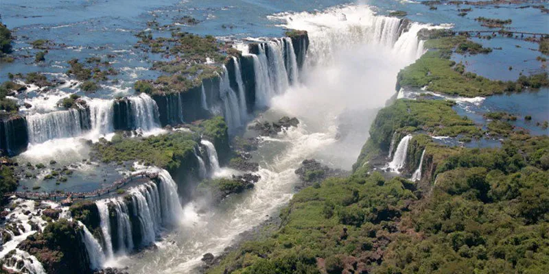 Iguazu-Falls.jpg