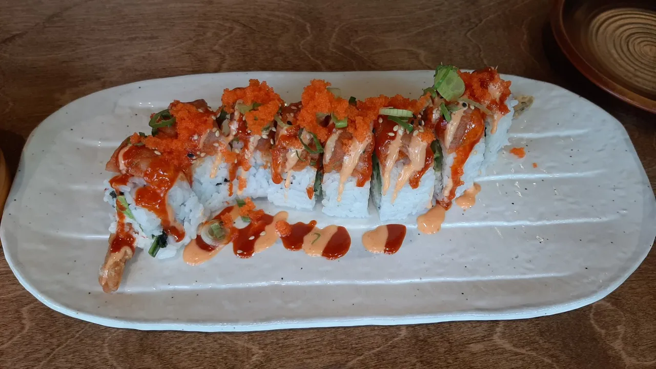 Review Mega Sushi Red Dragon