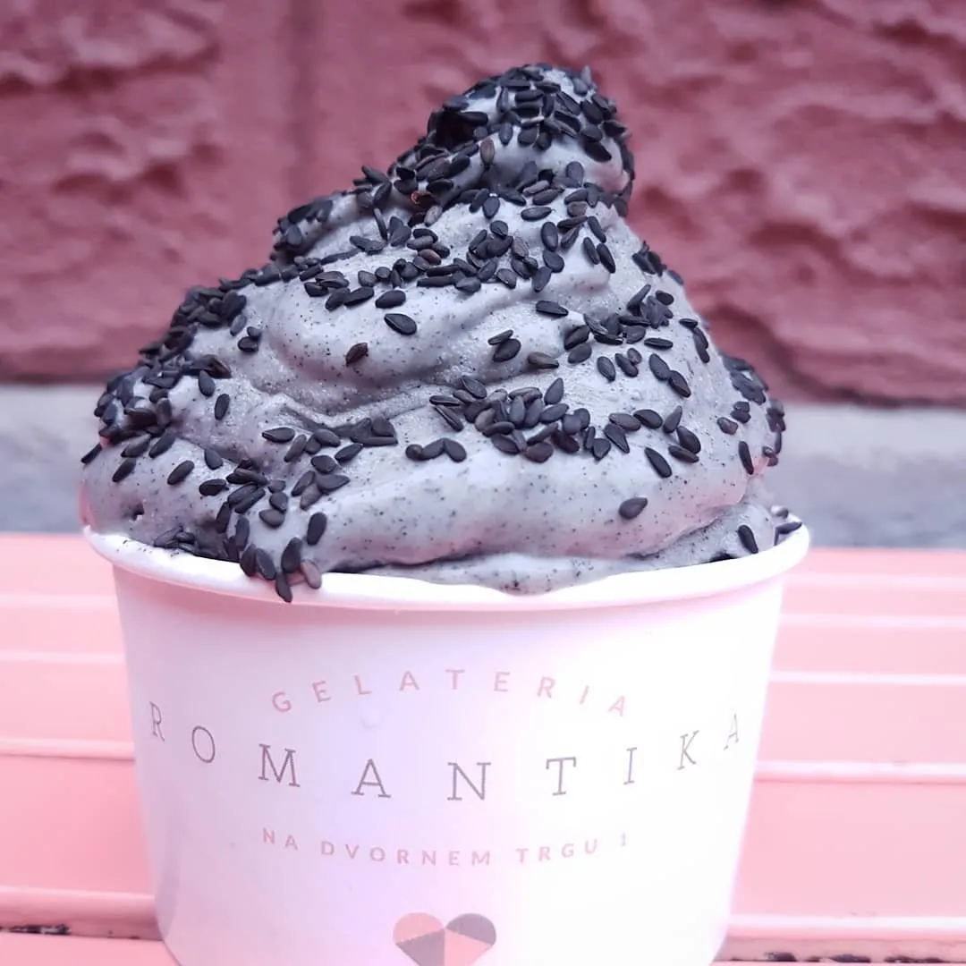 Romantika
