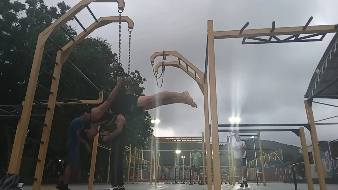xmxY3dHYsCmDRiUF_VideoCapture_20250712-221407.webp