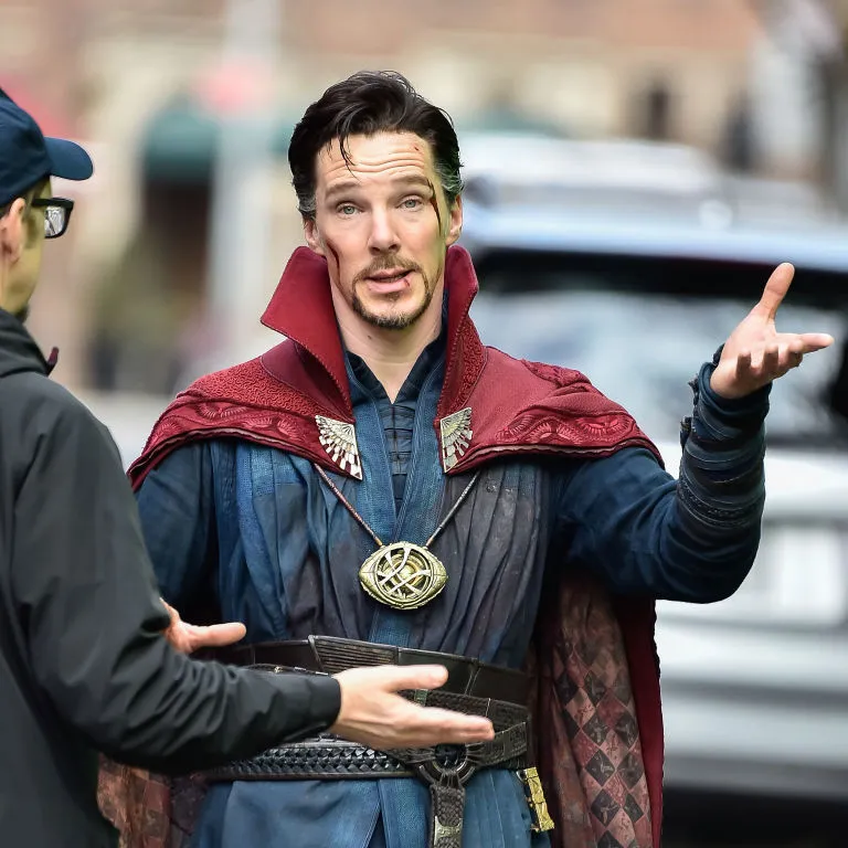 gallery-1477475223-benedict-cumberbatch-doctor-strange-set-shrug.jpg