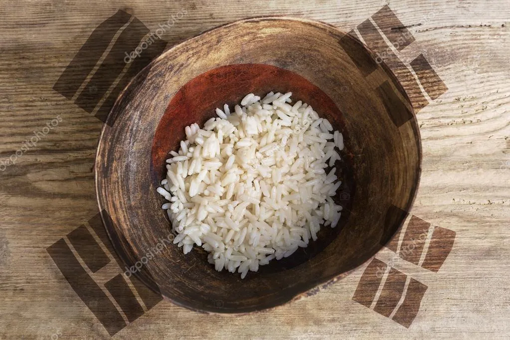 depositphotos_124558440-stock-photo-poverty-concept-bowl-of-rice.jpg