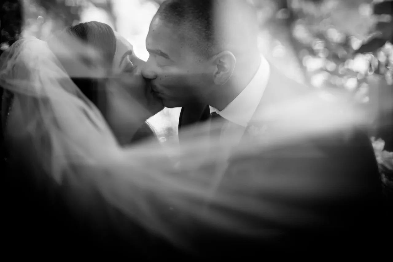 Sansom Photography best wedding photography uk -8-15.jpg