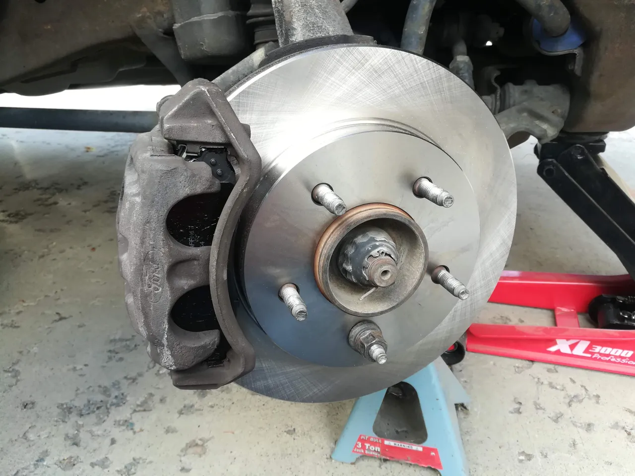 HOW TO Brake change on a Ford F150