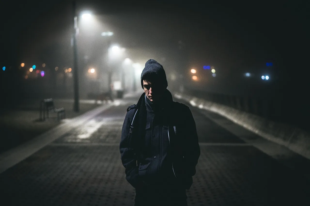 people-2586855_1280.jpg
